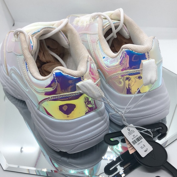 Iridescent Starship 🌟 Yoga Mat Comfort Cushioned Bounce Color Changing Sneakers - Picture 7 of 15